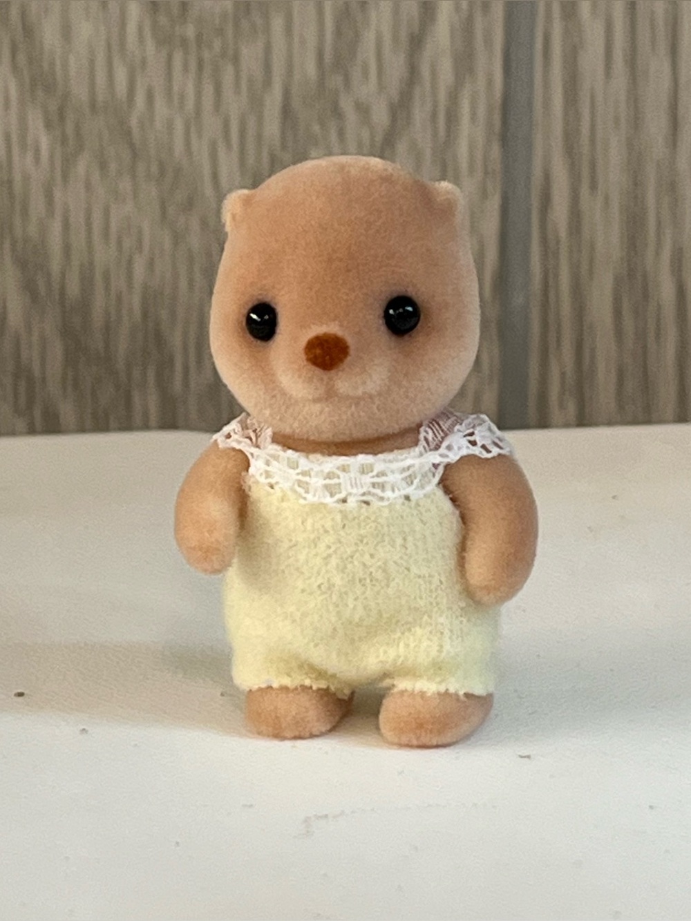 Calico Critters Baby Sea Otter Yellow Dress Sylvanian Families Family